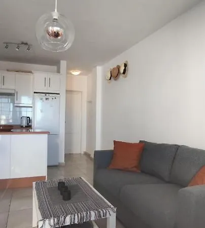 Apartment Ruhige Mit Meerblick Und Pool