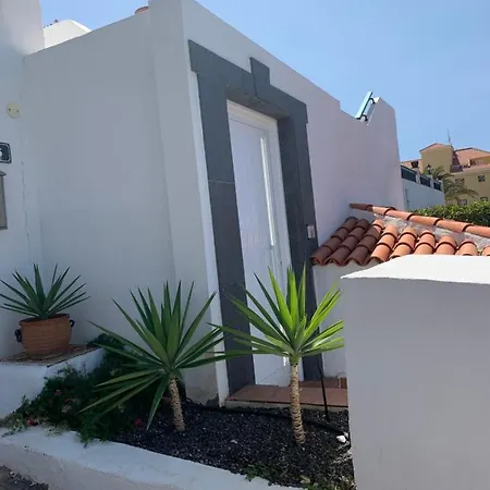 Apartment Ruhige Mit Meerblick Und Pool